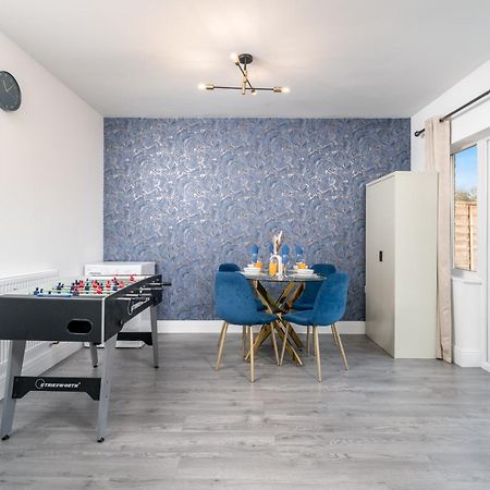 Lux 3Bed Near Wembley With Parking By Oceana Group - Sleeps 8 Lägenhet Harrow Exteriör bild