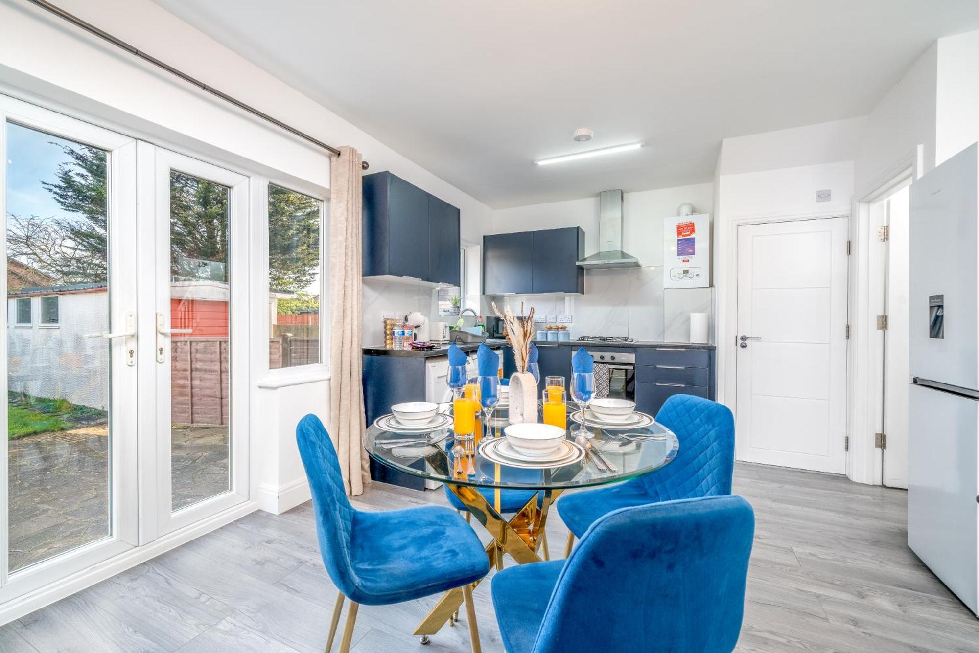 Lux 3Bed Near Wembley With Parking By Oceana Group - Sleeps 8 Lägenhet Harrow Exteriör bild