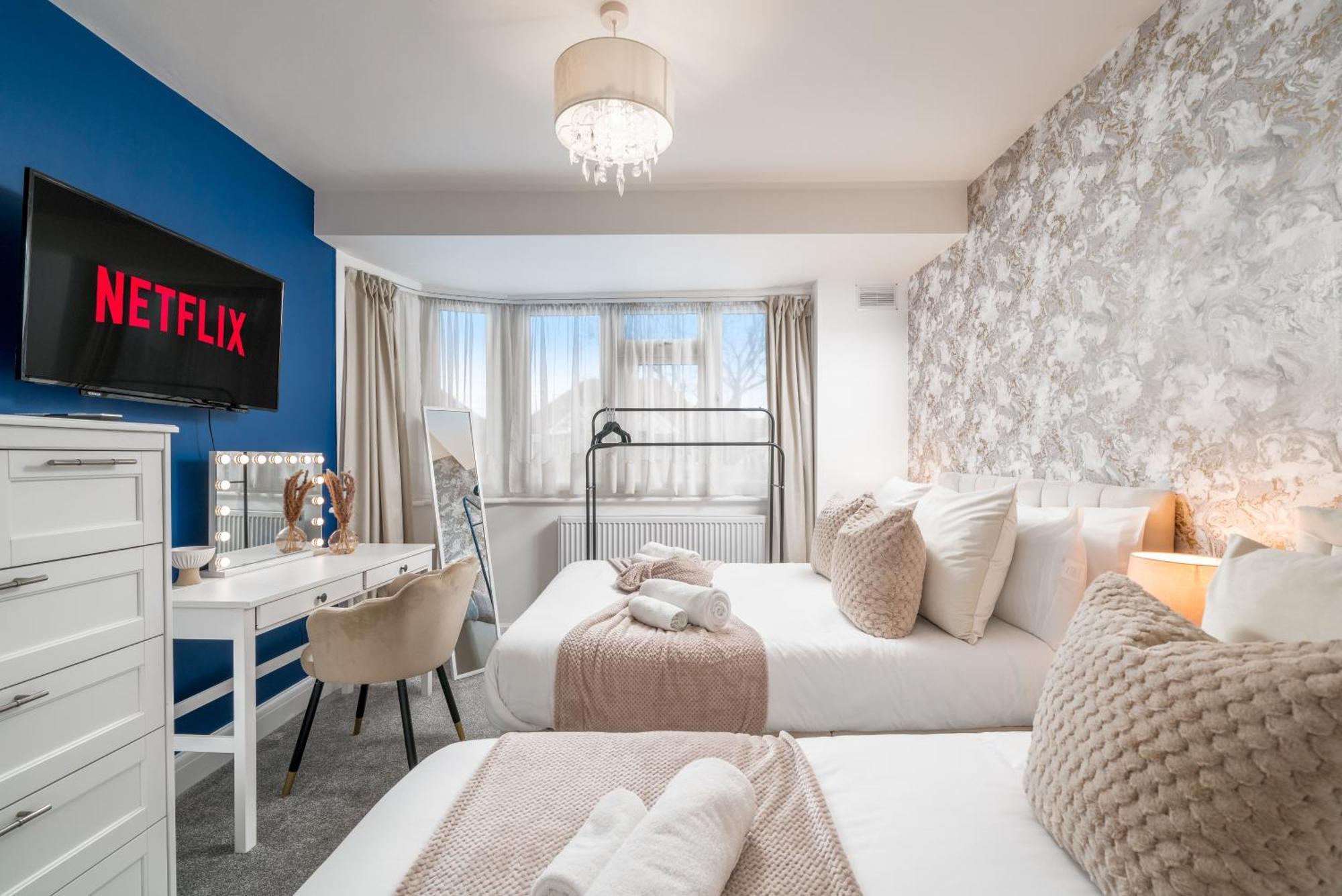 Lux 3Bed Near Wembley With Parking By Oceana Group - Sleeps 8 Lägenhet Harrow Exteriör bild